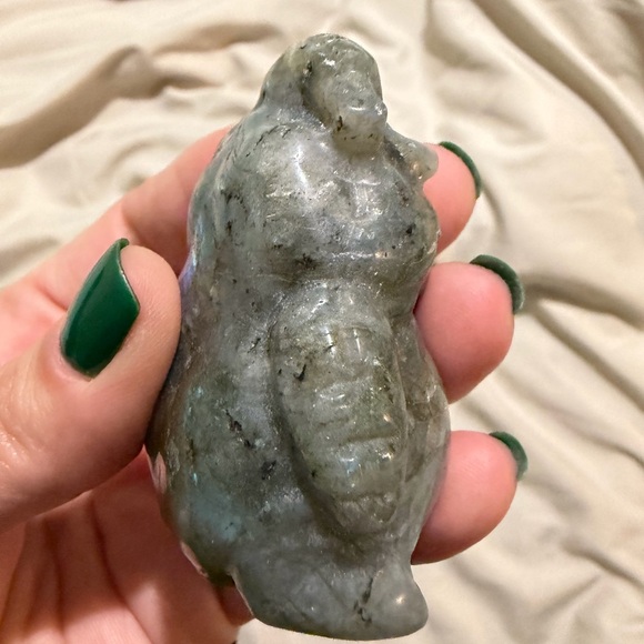 Gorgeous Labradorite Oogie Boogie - Picture 5 of 10